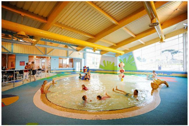 127Cs Hoburne Naish Holiday Park Хайклифф Экстерьер фото